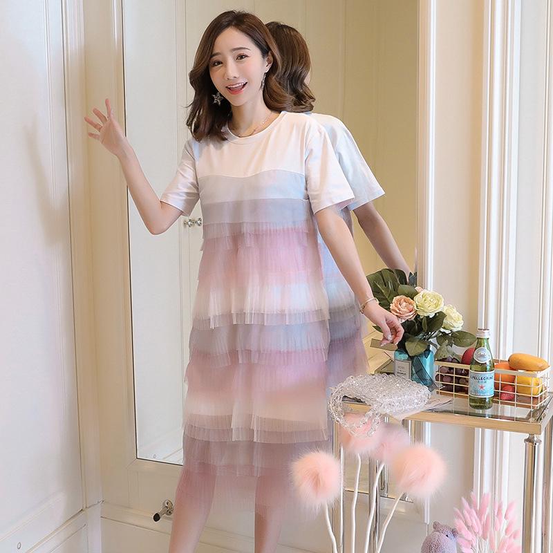 Đầm lưới cầu vồng cho bà bầu