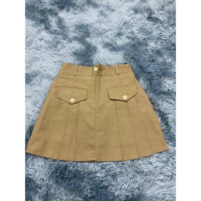 Chân váy kaki nắp túi giả cạp cao chun lưng! xếp li dáng A có quần lot trong