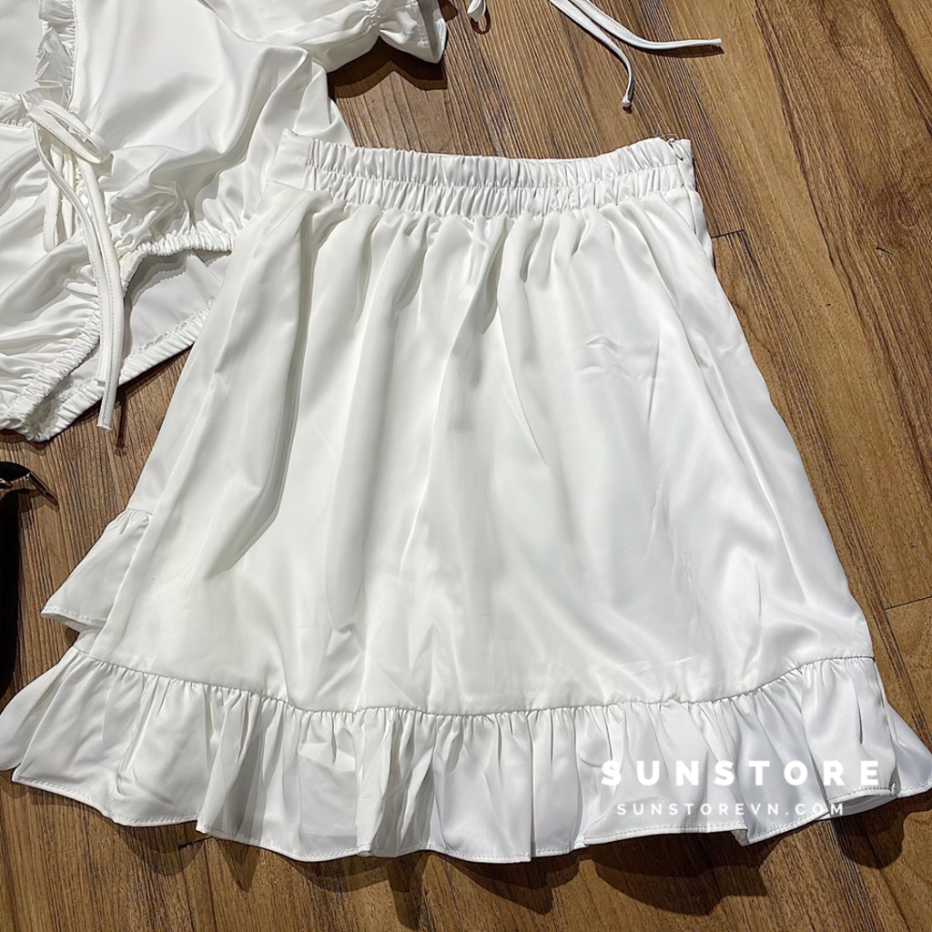 Set đồ nữ croptop ôm body có chun rút kéo và chân váy lưng thun co giãn có lớp lót MinTo Set màu trắng