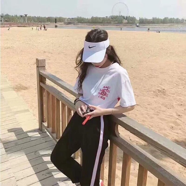 Mũ Ni ke Nửa Đầu Đen trắng