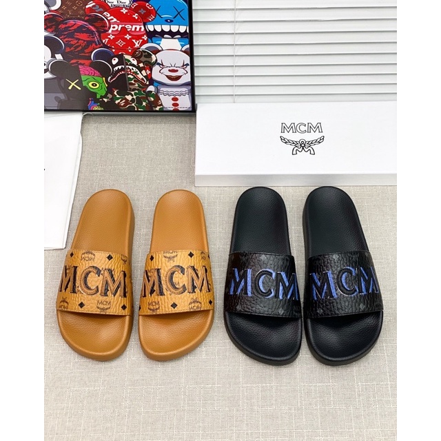 Dép lê nam quai ngang 𝕄ℂ𝕄 nâu vàng fullbox