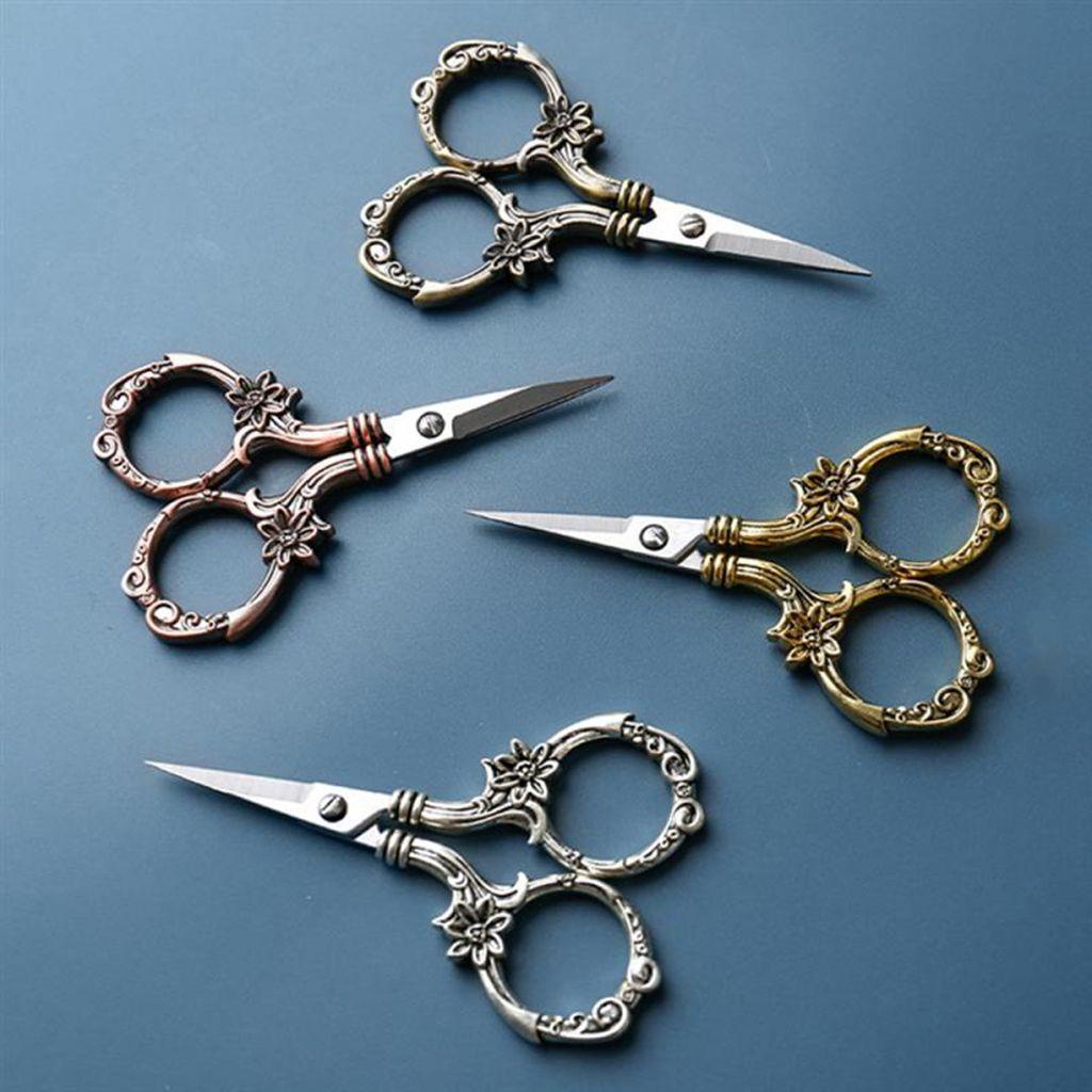 1 Kéo Cắt May Bằng Thép Không Gỉ Họa Tiết Hoa Cúc