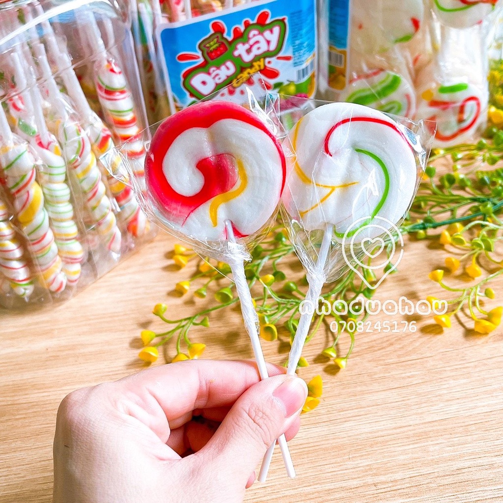 Một hủ gồm 50 cây kẹo mút sắc màu dễ thương trẻ em hàng công ty Việt Nam que 50g