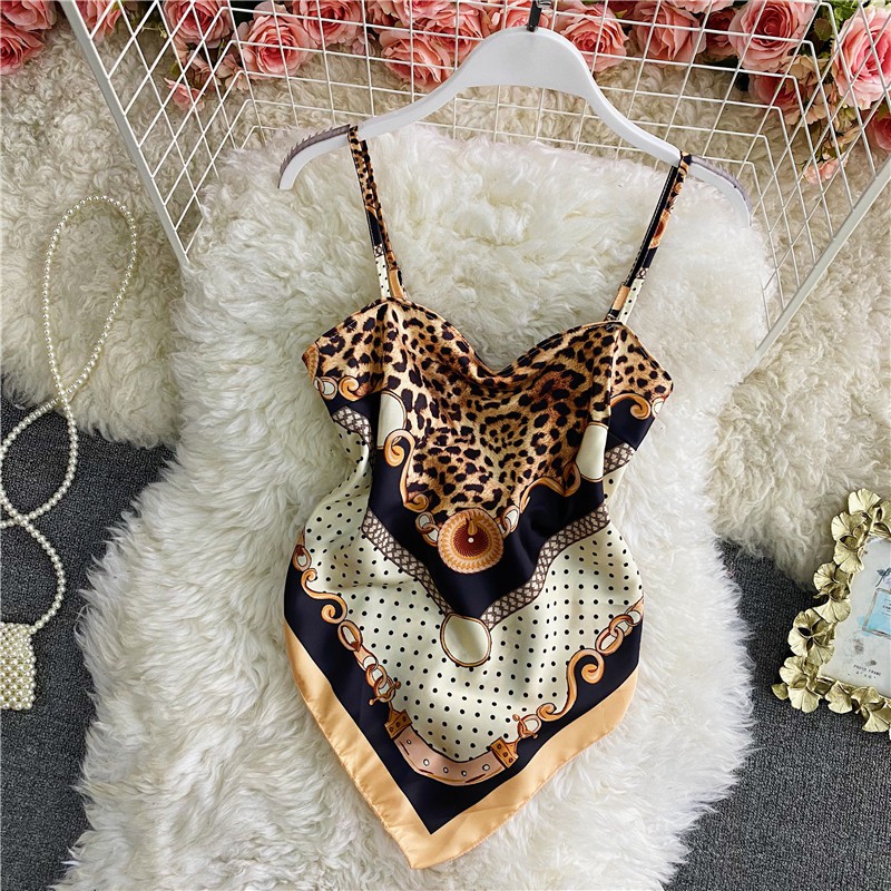 [Mã WAMT10K giảm 10k cho đơn 0k] Áo yếm cột nơ lưng, họa tiết khăn lụa thổ cẩm. Loại 1 lớp vải lụa mỏng | BigBuy360 - bigbuy360.vn