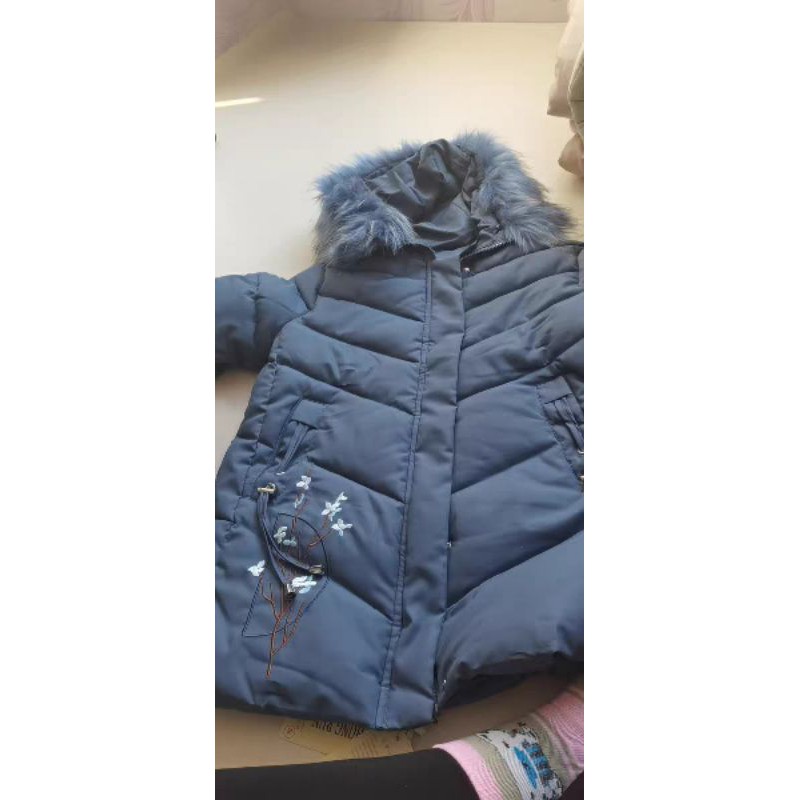 Áo khoác phao nữ trung niên