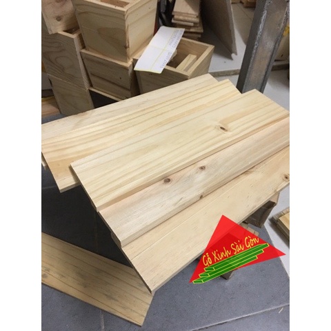 Thanh gỗ thông đẹp dài 40cm, rộng 10cm, dày 1.5cm