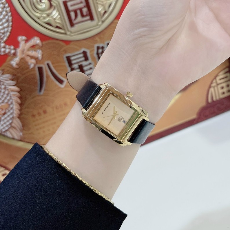 Đồng hồ nữ Burberry mặt vuông, viền trơn, hàng full box, thẻ bảo hành 12 tháng - Dongho.burberry (BR05) | BigBuy360 - bigbuy360.vn