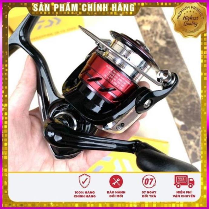 ⭐  Máy Câu Cao Cấp DAIWA Sweepfire ĐỜI MỚI ĐEN ĐỎ ( TẶNG CƯỚC 300M ION TẢNG HÌNH )  Máy Câu Cá Siêu Bền 2500 - 5000