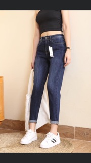 Combo quần jeans và tất