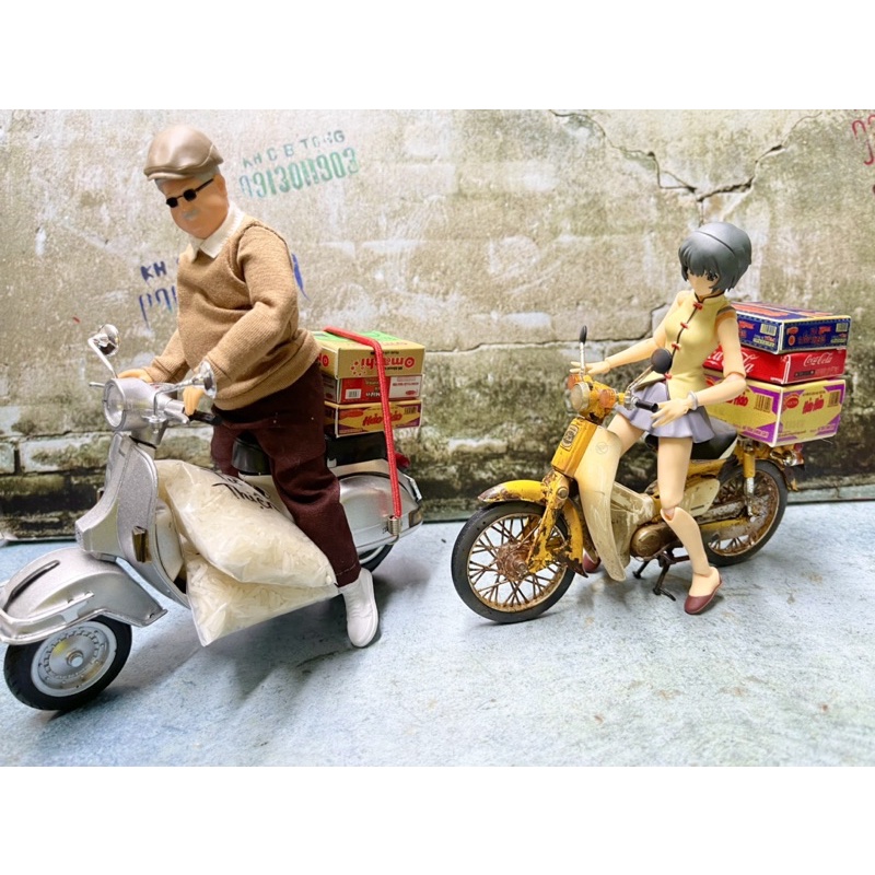 Mô hình thùng mì trang trí 1/12