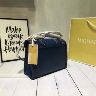 Túi hiệu MK Whitney