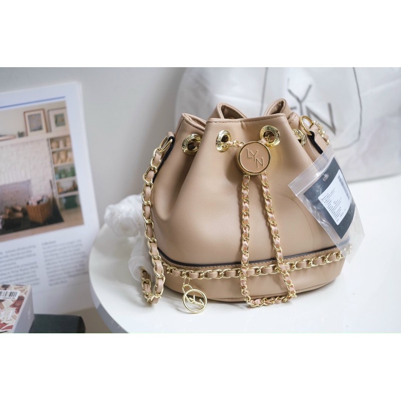 TÚI LYN JOSEY BUCKET VIỀN XÍCH
