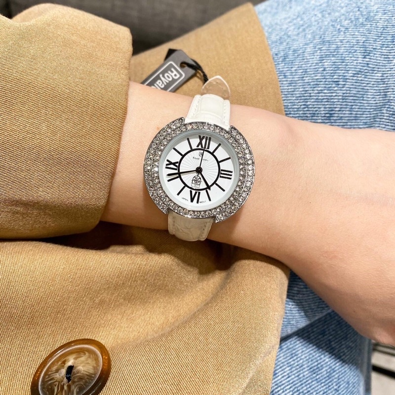 Đồng hồ nữ Royal đính đá mẫu mới 2022 size 32mm | BigBuy360 - bigbuy360.vn