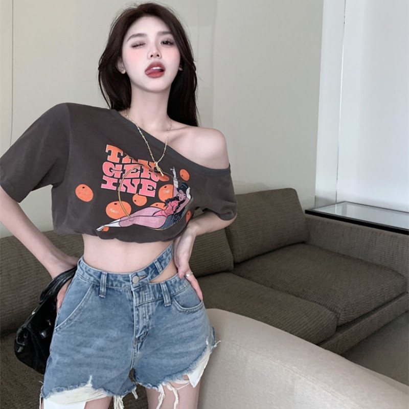 Áo Thun Tay Ngắn Trễ Vai In Họa Tiết Graffiti Quyến Rũ Thời Trang Cho Nữ