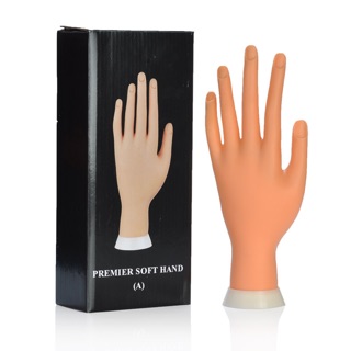 Tay giả silicon học làm nails