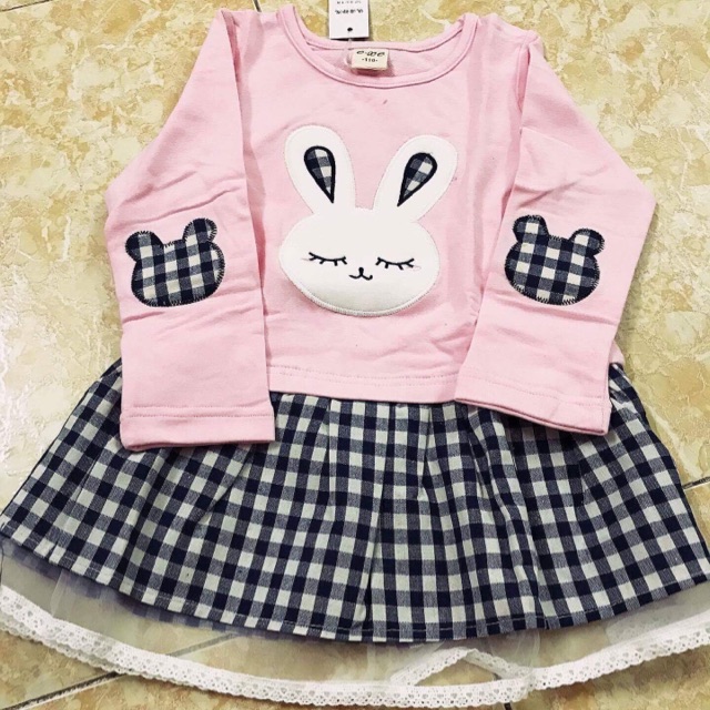 Sale off áo thỏ phối váy