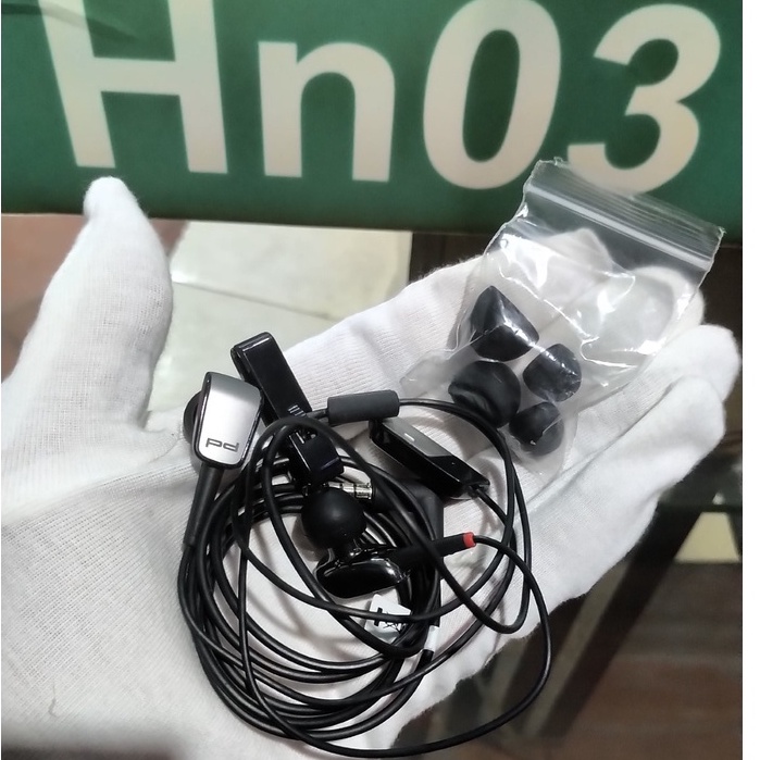 - Hn03 - Tai nghe BlackBerry Porsche Design 9981