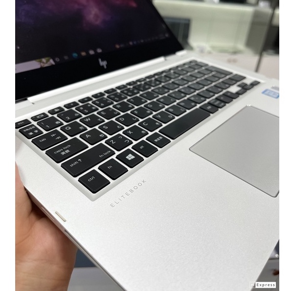 Laptop HP EliteBook X360 1030 G2 Core i5 7200U/ Ram 8Gb/ 13.3'' FHD cảm ứng lật xoay 360 độ .
