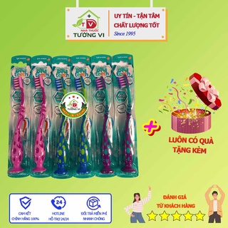 Bàn chải đánh răng Aquafresh Big Teeth - dành cho trẻ từ 6-8 tuổi
