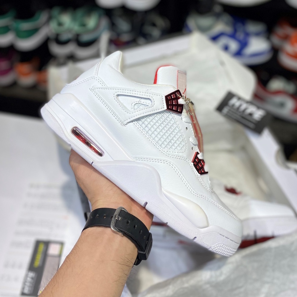 Giày sneaker, giày bóng rổ : Jordan 4 Metalic Red ( trắng đỏ ) | Phiên bản 1:1 .