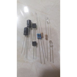 Bộ linh kiện làm mạch nhấp nháy led
