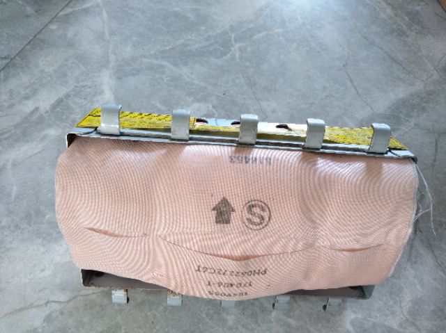 Túi khí phụ Vios 2008