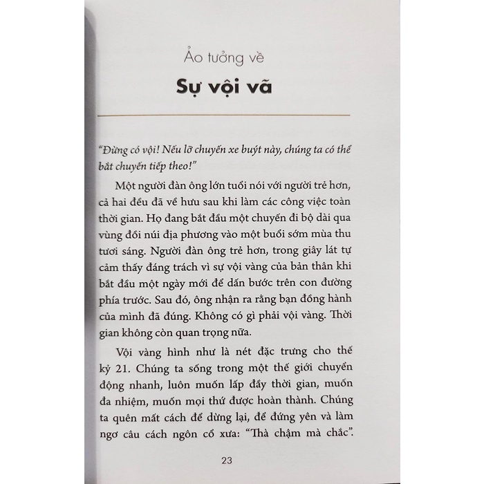 Sách - Chánh niệm từng phút giây - Bước chậm lại giữ hiện tại trong ta