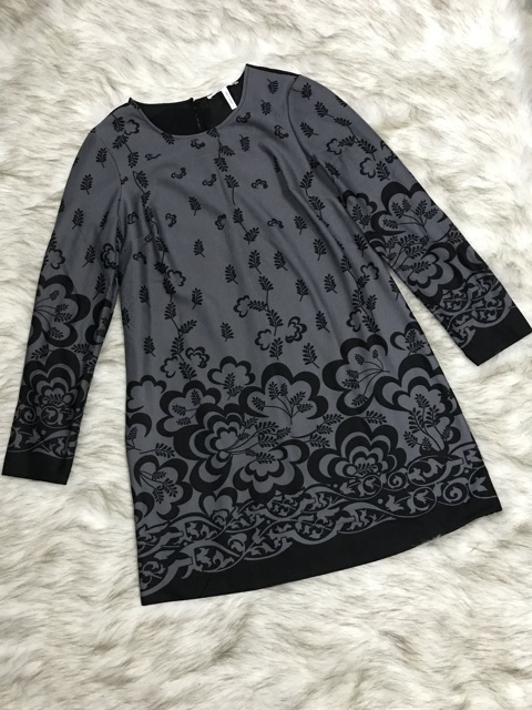 Đầm xuông BCBG