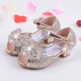 Giày elsa cho bé( có sẵn size 28,28,29,30,32 màu bạc)