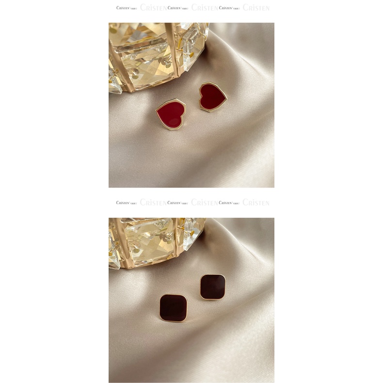 Redvintageearclipearsnewyearearings