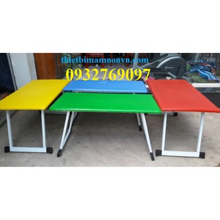 Bàn học cho bé giá siêu rẻ chỉ 299k