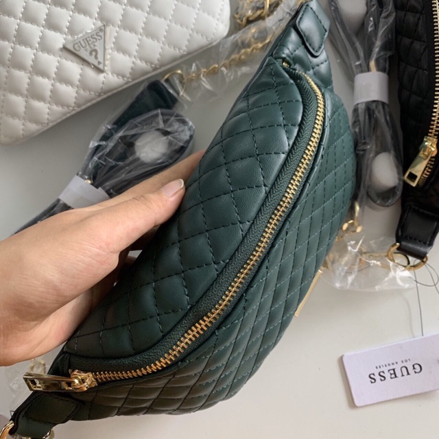 TÚI BAO TỬ GUESS CHẦN Ô