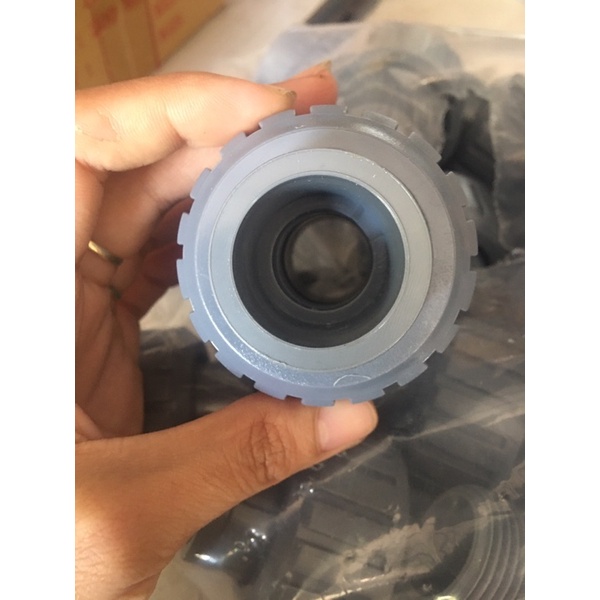 Ren máy bơm liền rắc co ( mẫu mới  - ren ngoài 34 liền rắc co phi 27