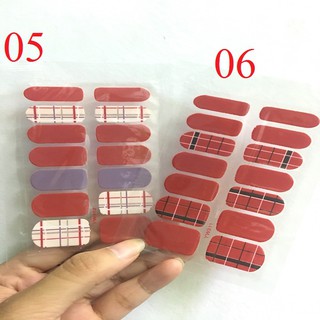 Móng giả dán móng tay.Có keo sẵn