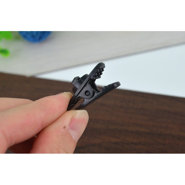 Combo 3 kẹp tai nghe cài áo màu đen