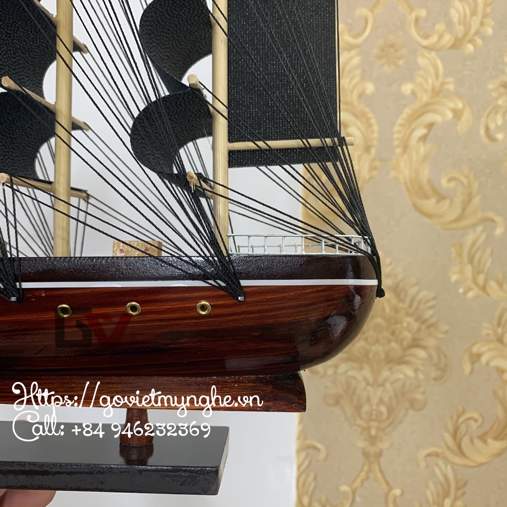 Mô hình thuyền gỗ trang trí nhà cửa - Thuyền gỗ Belem của Mỹ - Dài 32cm - Buồm đen