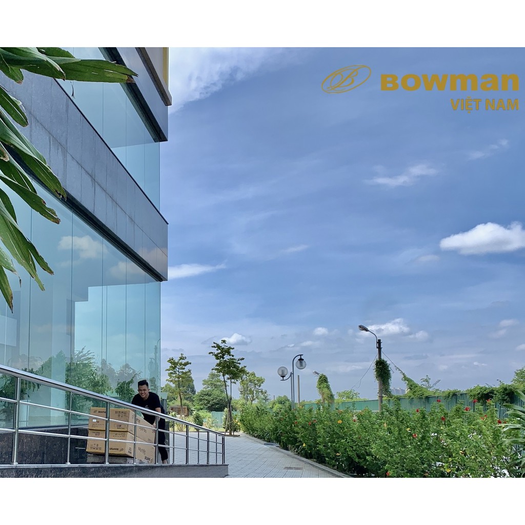 Vận chuyển Bowman PIANO CX200 màu trắng ngày nắng