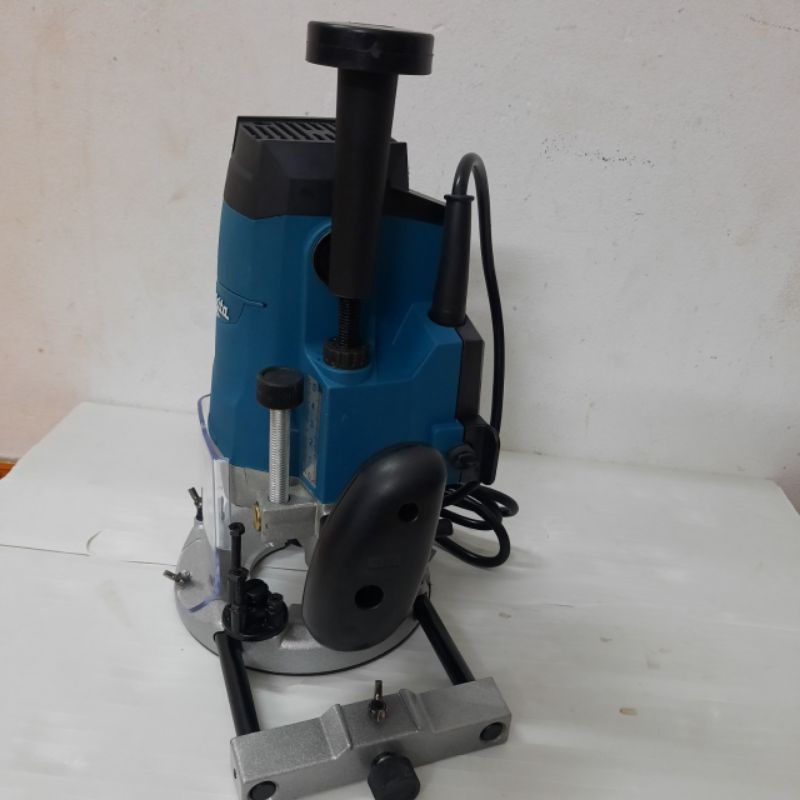 Máy soi gỗ M A KI TA máy phay gỗ M3600B