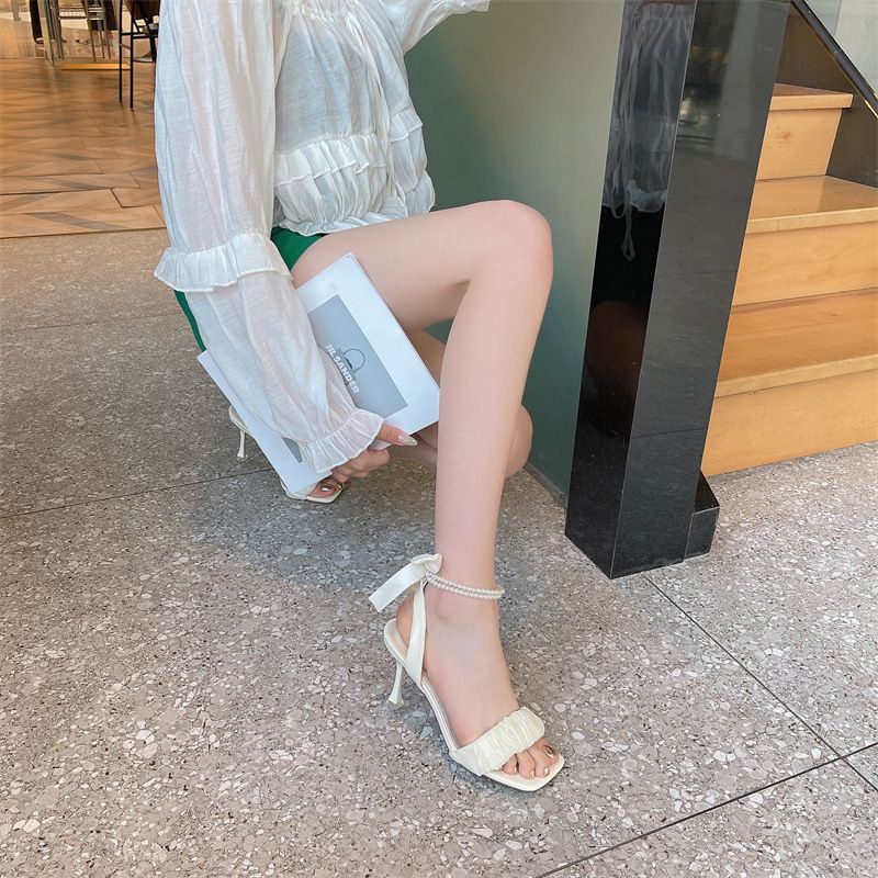 GIÀY SANDAL CAO GÓT ĐẾ NHỌN 7P QUAI ĐÍNH NGỌC TRAI THẮT NƠ HÀNG CÓ SẴN ( MÃ C199)