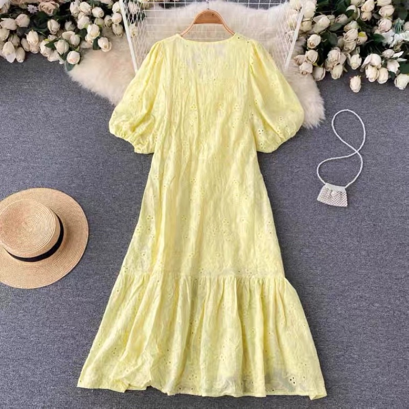 VÁY REN ZARA XUẤT XỊN THÊU HOA TAY LỠ PHỒNG