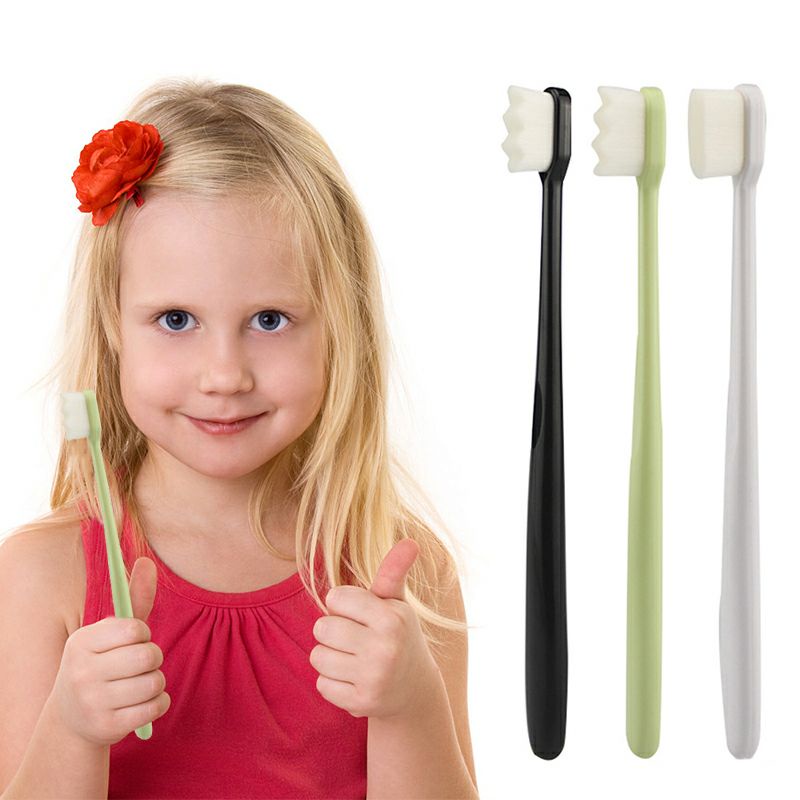 Combo 4 bàn chải đánh răng cao cấp phù hợp cho mọi lứa tuổi
