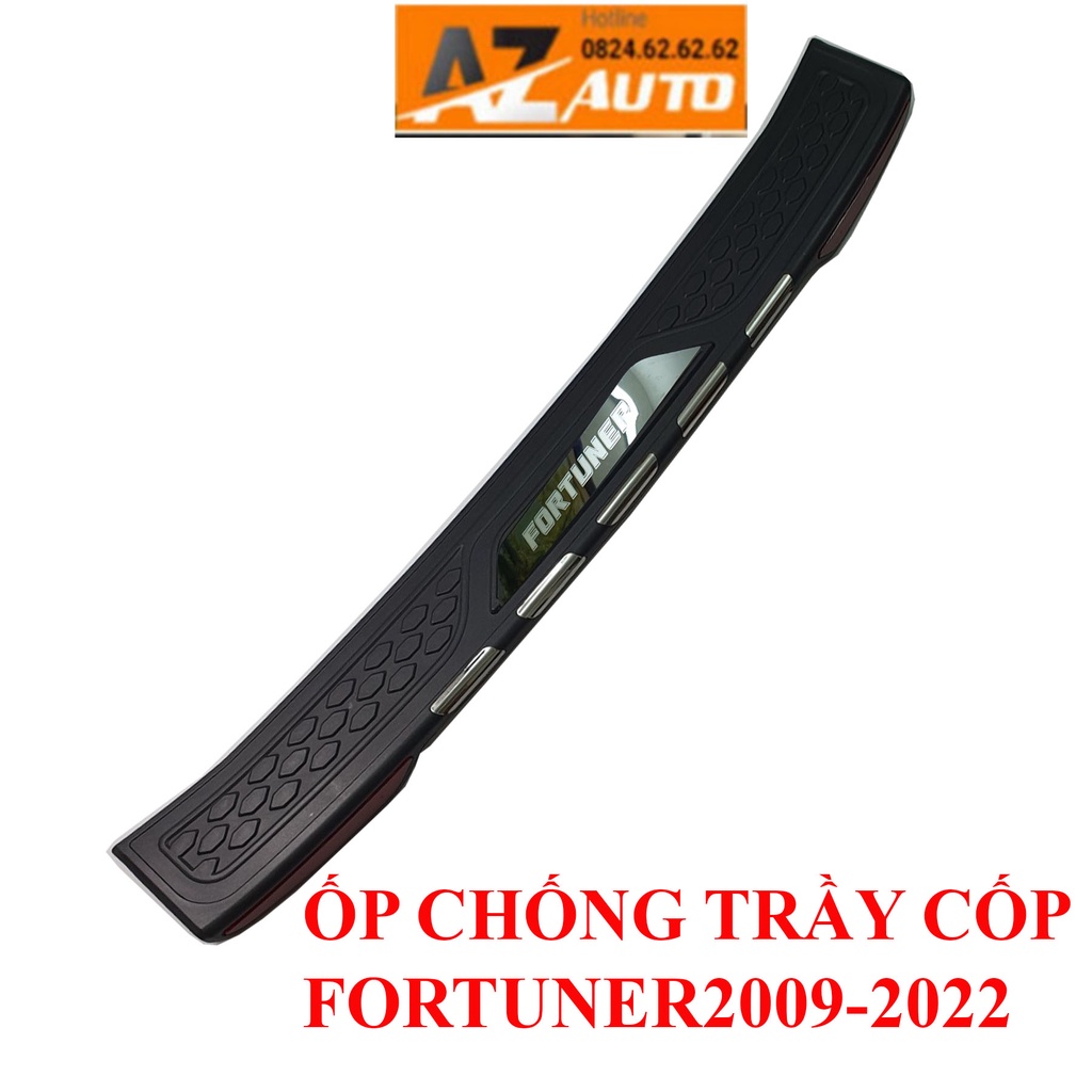 Ốp Chống Trầy Cốp Xe Toyota Fortuner 2009-2022