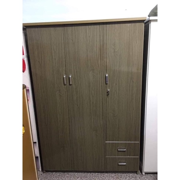 Tủ quần áo gỗ 3 cánh kết hợp treo và ngăn tiện lợi, tủ quần áo cá nhân chất liệu nhựa Đài Loan
