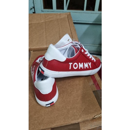 Giày Tommy - Hành Auth big sale mua tại Mỹ