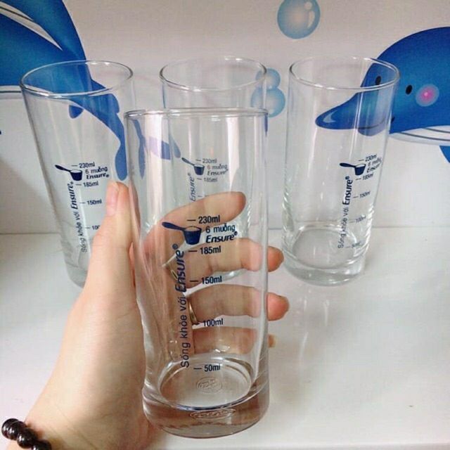 LY THỦY TINH CHIA VẠCH ENSURE
