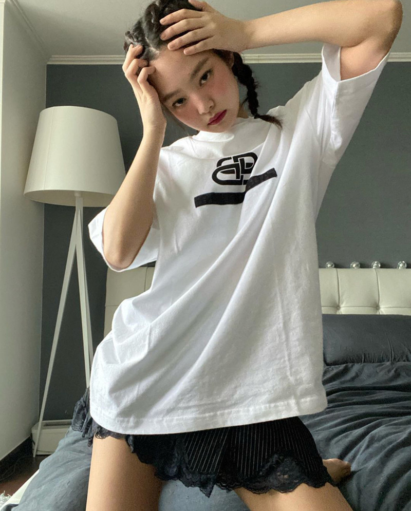 Blackpink Jennie Same White Print Short Sleeve Ins Hot Oversized T-shirt