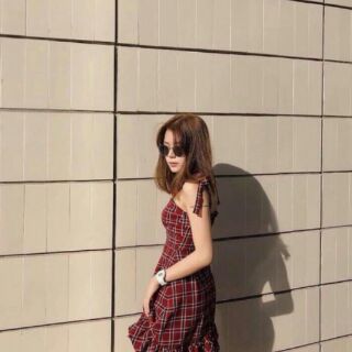 Đầm caro MARIKO đuôi cá thắt dây