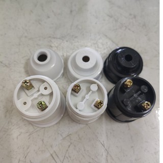 Đui đèn E27 dùng để gắn bóng đèn (chưa bao gồm bóng đèn)