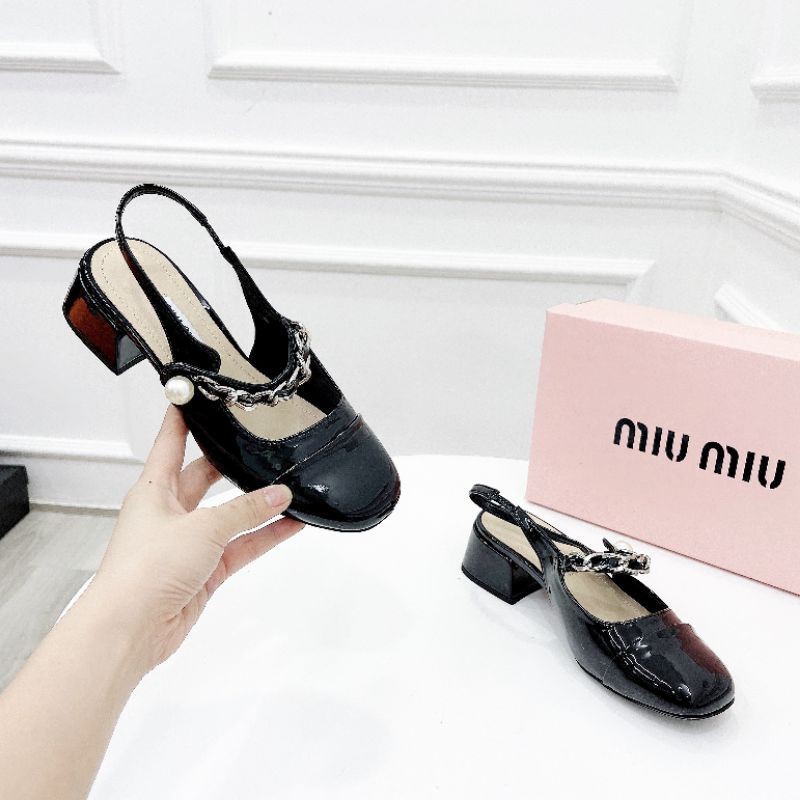 XKM(ẢNH THẬT)Sandal Miu Miu 3p Quai Xích Ngọc Da Bóng Mềm Êm Fullbox Bill Túi Cao Cấp