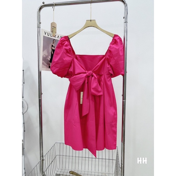 [Mã FAMARAL1 giảm 10K đơn 50K] Váy cổ vuông nơ sau dáng ngắn | BigBuy360 - bigbuy360.vn